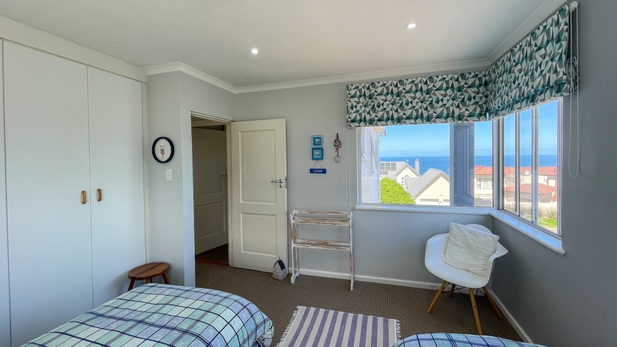 5 Bedroom Property for Sale in Hersham Western Cape